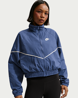 Женская куртка Nike Sportswear Windrunner Woven для бега