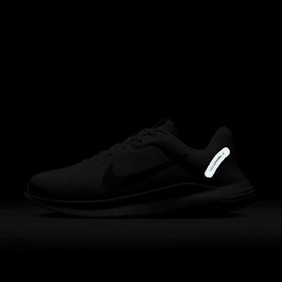 Tenis de correr en carretera para mujer (extraancho) Nike Flex Experience Run 12