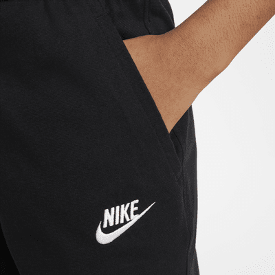 Nike Sportswear Club Older Kids' 15cm (approx.) Knit Shorts