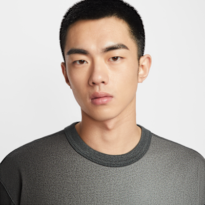 เสื้อยืด Nike Sportswear Premium Essentials