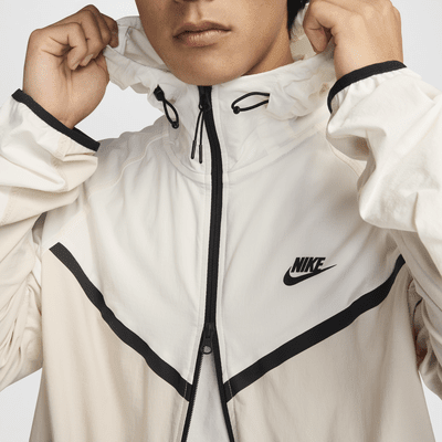 Chamarra de tejido Woven para hombre Nike Tech