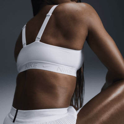 Brassière de sport réglable rembourrée à maintien normal Nike Indy pour femme