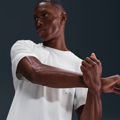 Ανδρική κοντομάνικη μπλούζα Dri-FIT ADV για τρέξιμο Nike Run