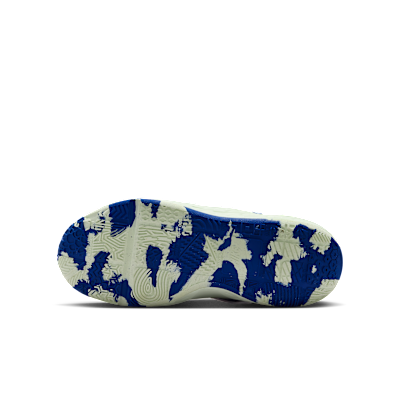 Nike Team Hustle D 12 Big Kids' Basketball Shoes