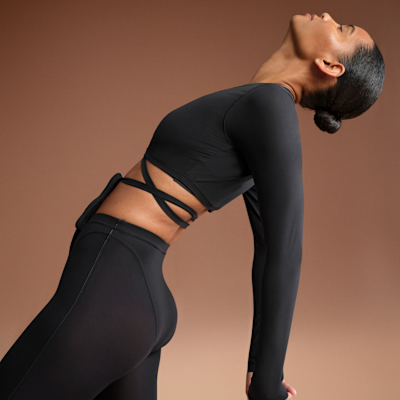 NikeSKIMS Weightless Layers Women's Long-Sleeve Wrap Top