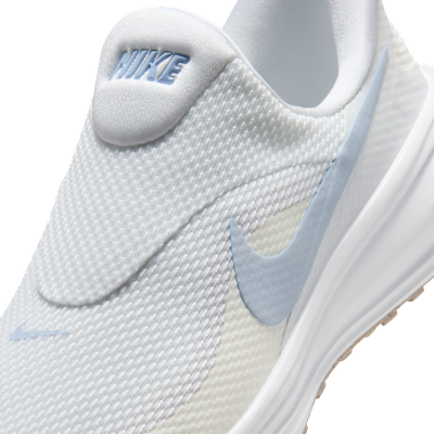 ナイキ レボリューション 8 イージーオン ウィメンズ ロード ランニングシューズ