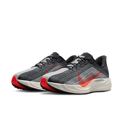 Nike Pegasus Plus Straßenlaufschuh (Herren)