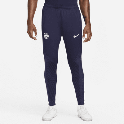Inter Milan Strike Nike voetbalbroek met Dri-FIT voor heren. Nike BE