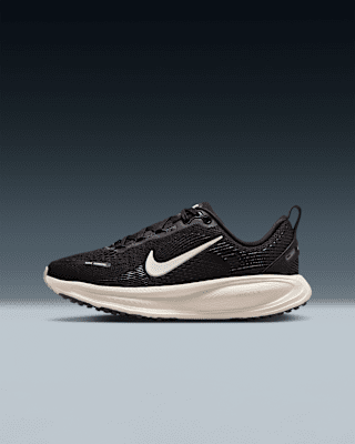 Детские кроссовки Nike Vomero 18 Big Kids' Road для бега