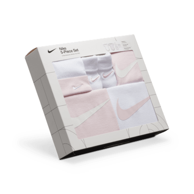 Conjunto de regalo en caja de 5 piezas para bebé (0-9 meses) Nike Baby Essentials