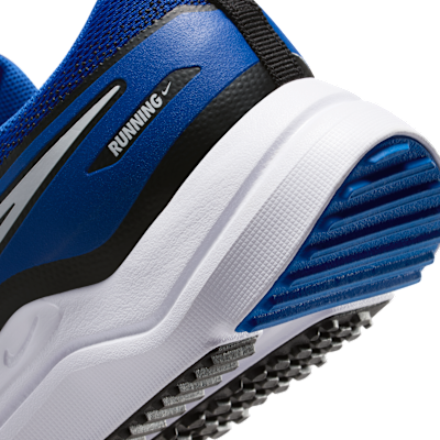 Nike Cosmic Runner Older Kids' Road Running Shoes
