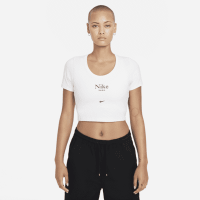 nike cropped top shirt