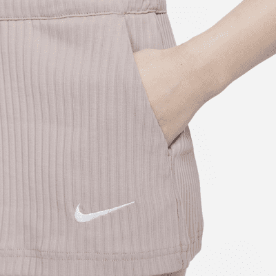 Shorts de tejido de canalé de tiro alto para mujer Nike Sportswear