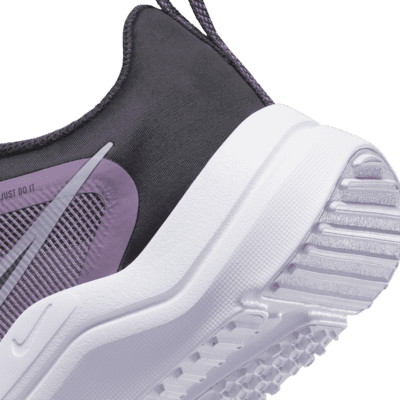 Tenis de correr en carretera para mujer Nike Downshifter 12