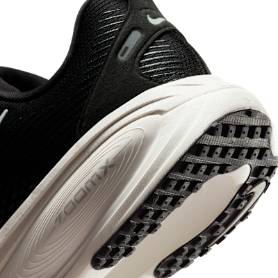 Nike Vomero 18 Women's Road Running Shoes (Extra Wide)