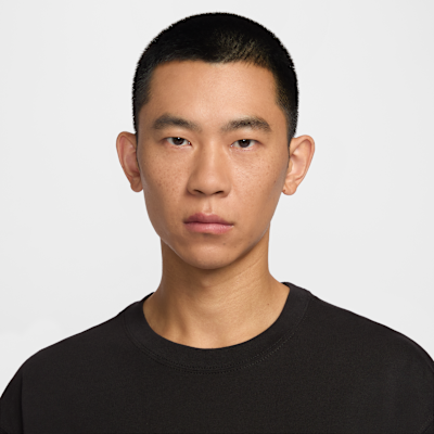 レブロン "Shut Up and Dribble" ナイキ メンズ バスケットボール Tシャツ