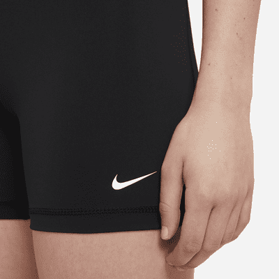 Nike Pro 365 Damenshorts (ca. 13 cm)