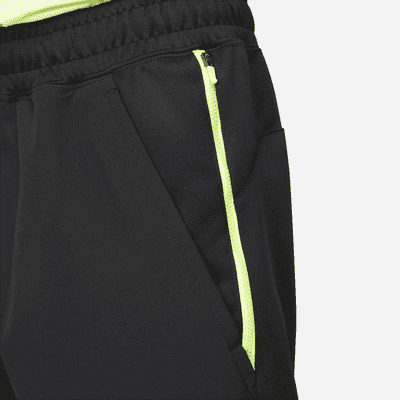 air max 90 with shorts