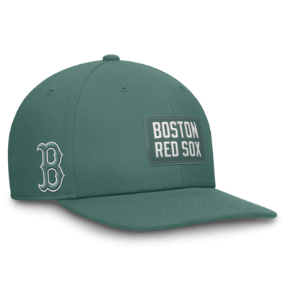 Gorra ajustable Nike Dri-FIT de la MLB para hombre Boston Red Sox Bicoastal Pro