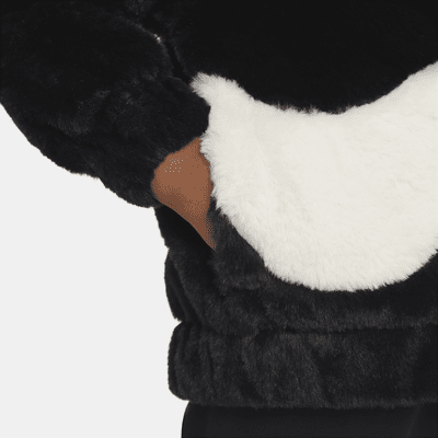 Nike Swoosh-Kunstpelzjacke für Kleinkinder