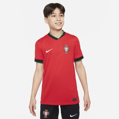 Portugal Men S Team 2024 25 Stadium Home Older Kids Nike Dri FIT   Portugal 2024 25 Stadium Home Older Dri Fit Football Replica Shirt LfHLk3 