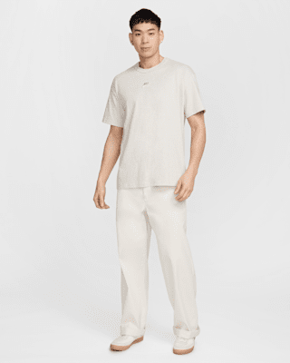 Nike Sportswear Premium Essentials