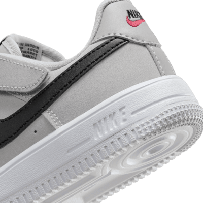 Nike Force 1 Low LV8 EasyOn Younger Kids' Shoes