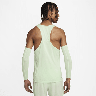 Nike Dri-FIT Leichte Ärmel 2.0