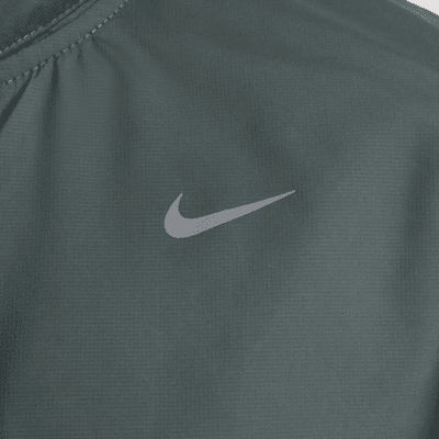 เสื้อแจ็คเก็ตวิ่งผู้หญิง Nike Fast Repel