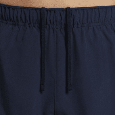 Nike Dri-FIT Challenger Men's 23cm (approx.) Unlined Versatile Shorts