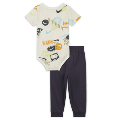 Nike Wild Air Printed Bodysuit and Pants Set Baby 2-Piece Bodysuit Set ...
