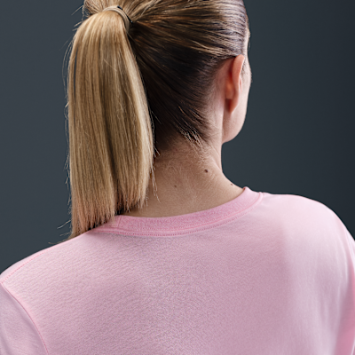 Nike Sportswear Club Women's Long-Sleeve T-Shirt