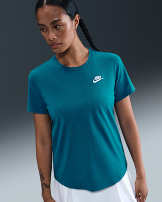 Женская футболка Nike Sportswear Club Essentials