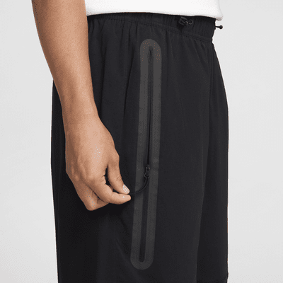 กางเกงขายาวทรงเปิดชายแบบทอผู้ชาย Nike Tech