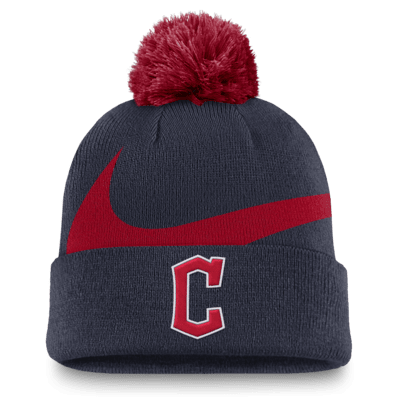 Gorro con dobladillo y pompón Nike de la MLB para hombre Cleveland Guardians Peak