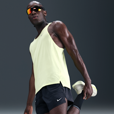 Shorts de correr Dri-FIT de 13 cm con forro de ropa interior para hombre Nike Stride