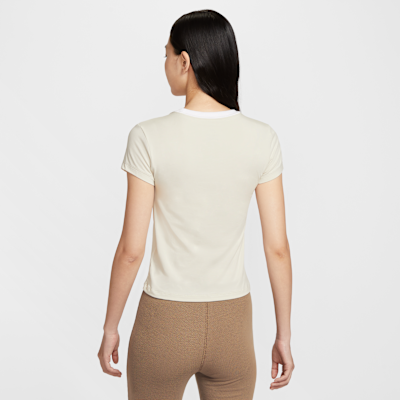 Nike Sportswear Chill Knit 女款合身短版 T 恤
