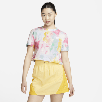 Nike Sportswear Essentials+
