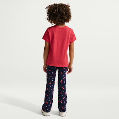 Playera de corte redondo para niños talla pequeña Nike Cherry