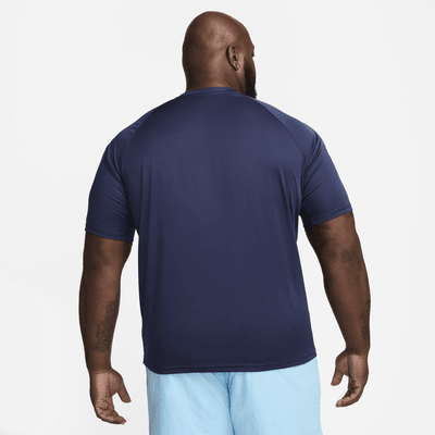 Playera de natación Hydroguard de manga corta para hombre (talla amplia) Nike Essential Dri-FIT