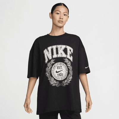 Nike Sportswear Essential Women's Oversized T-Shirt