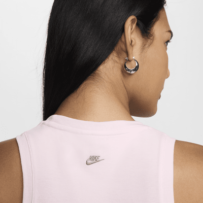 เสื้อกล้ามผ้าร่องเล็กเอวลอยผู้หญิง Nike Sportswear Chill Knit