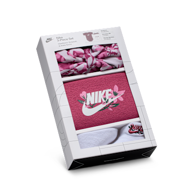 Nike Baby (0-9M) 3-Piece Printed Club Boxed Set