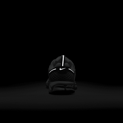 Nike Vomero 5 Big Kids' Shoes