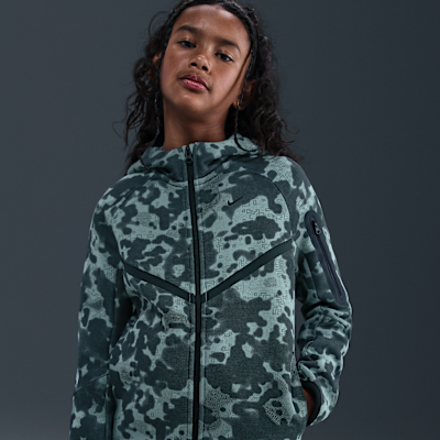 Nike Tech Camo-Fleece-Hoodie mit durchgehendem Reißverschluss (ältere Kinder, Jungen)