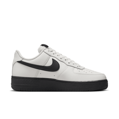 รองเท้าผู้หญิง Nike Air Force 1 '07