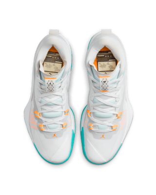 Zion 1 Basketball Shoes. Nike CA