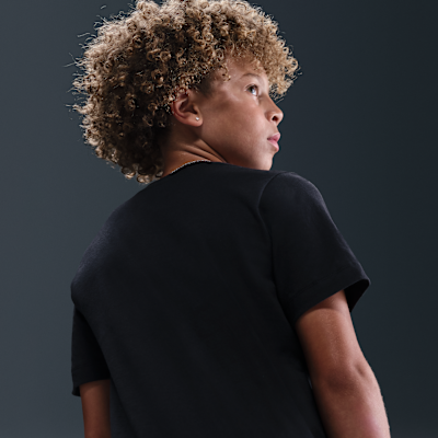 Playera para niños talla grande Nike Wrestling