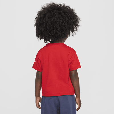 Playera con gráfico infantil Nike Step Up Your Game