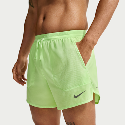 Short de running avec sous-short intégré Dri-FIT Nike Stride 13 cm pour homme